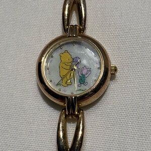 Vintage Disney Winnie the Pooh and Piglet Gold tone Women's Watch